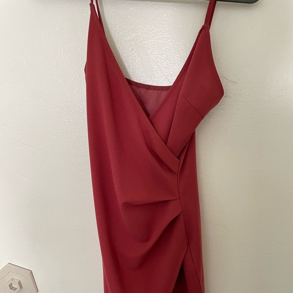 red asymmetrical mini dress - Picture 3 of 3